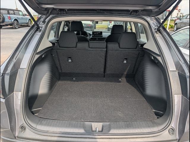 2025 Honda HR-V LX photo 17