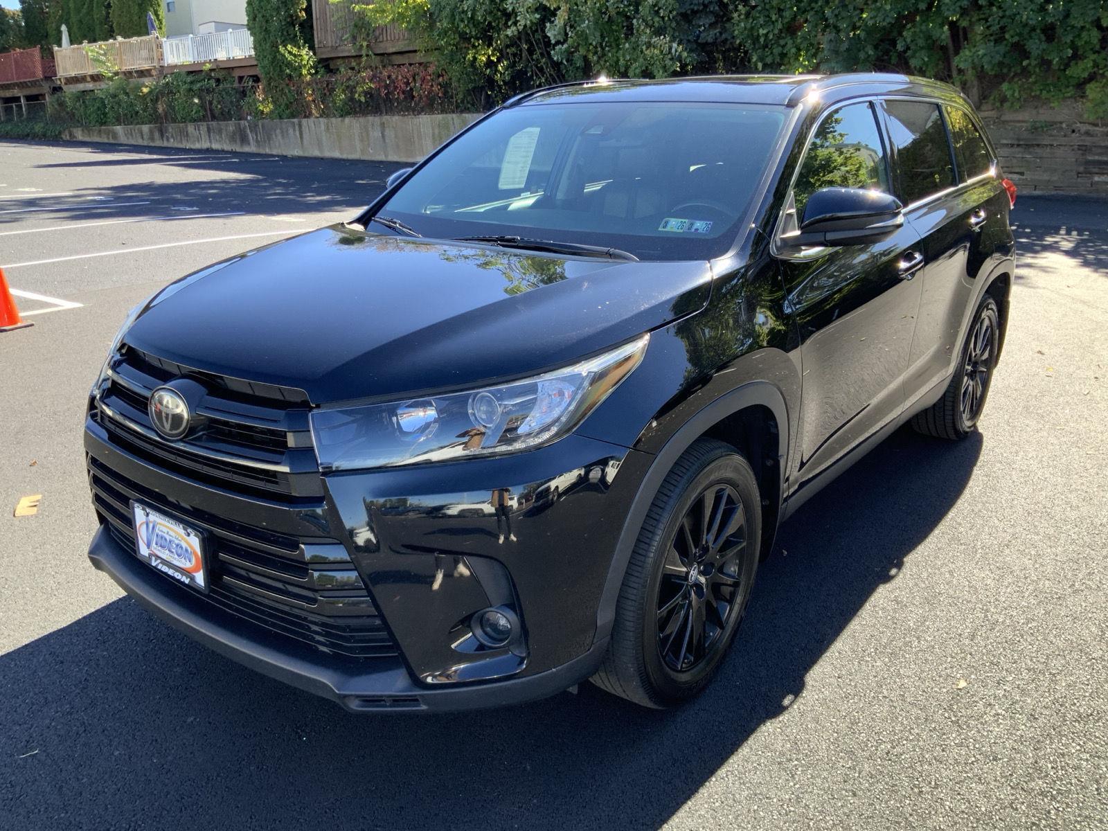2019 Toyota Highlander SE photo 3