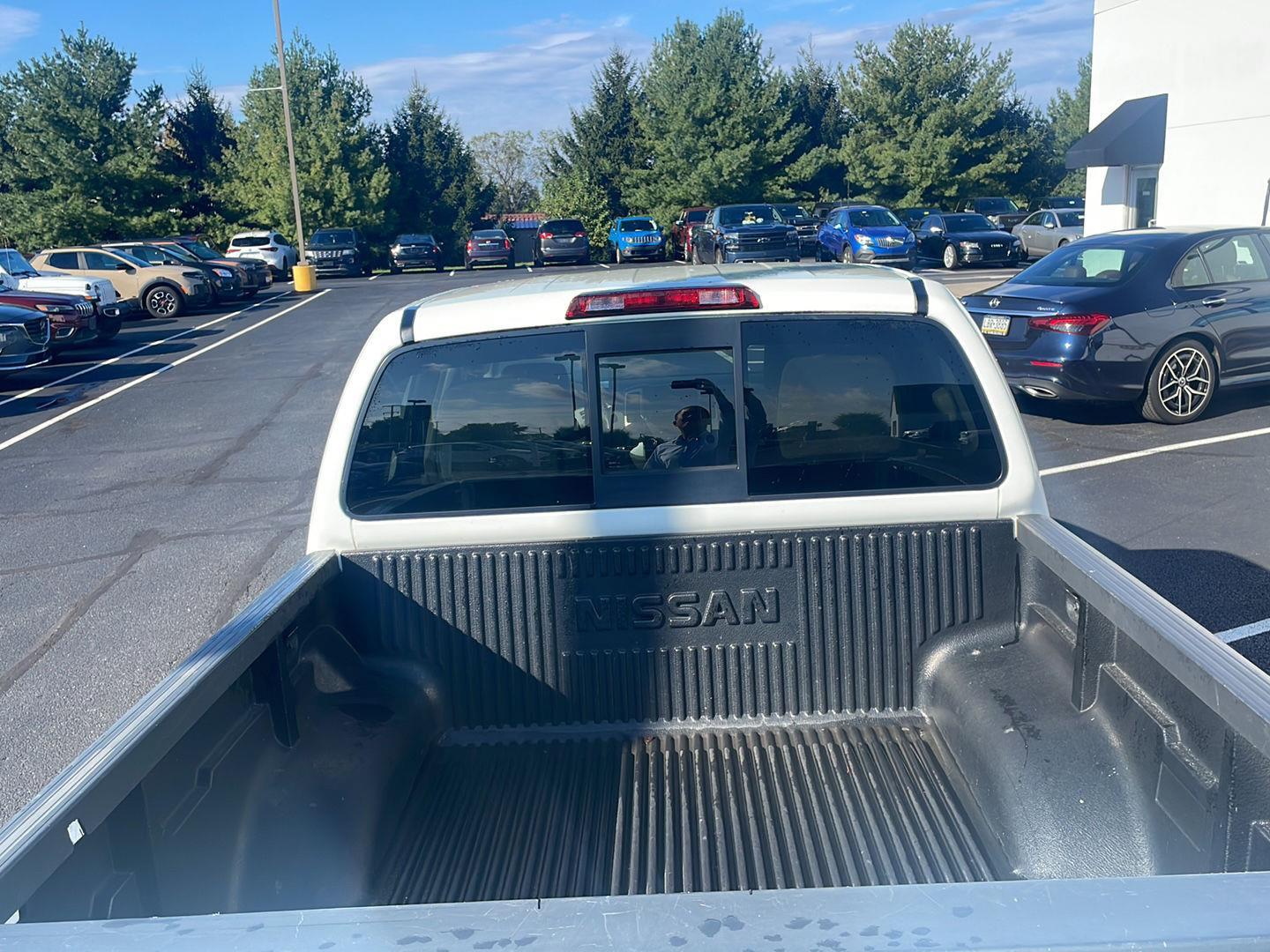 2019 Nissan Frontier SV photo 5