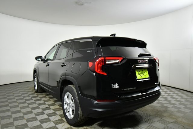 2024 Gmc Terrain SLE photo 3