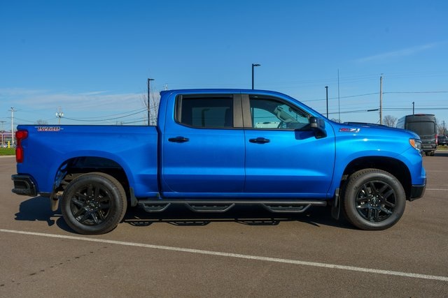 2023 Chevrolet Silverado 1500 LT Trail Boss photo 4