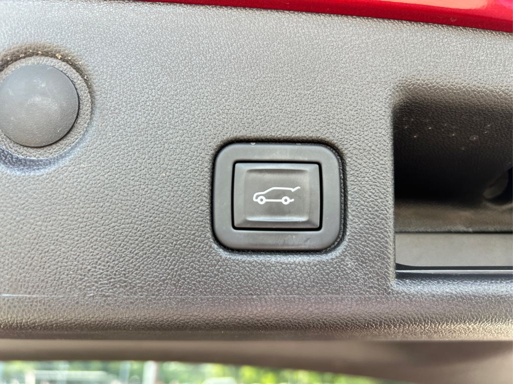 2024 Chevrolet Equinox LT photo 10