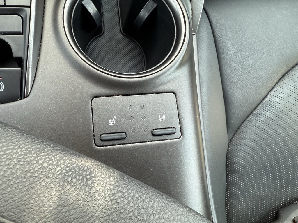 2021 Toyota Camry XSE photo 15