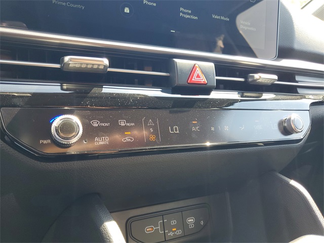 2026 Kia Sportage EX photo 18