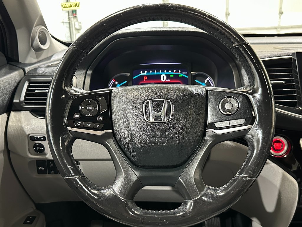 2019 Honda Pilot Touring photo 14