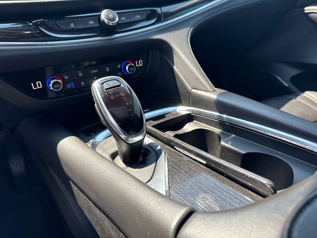 2021 Buick Enclave Avenir photo 31