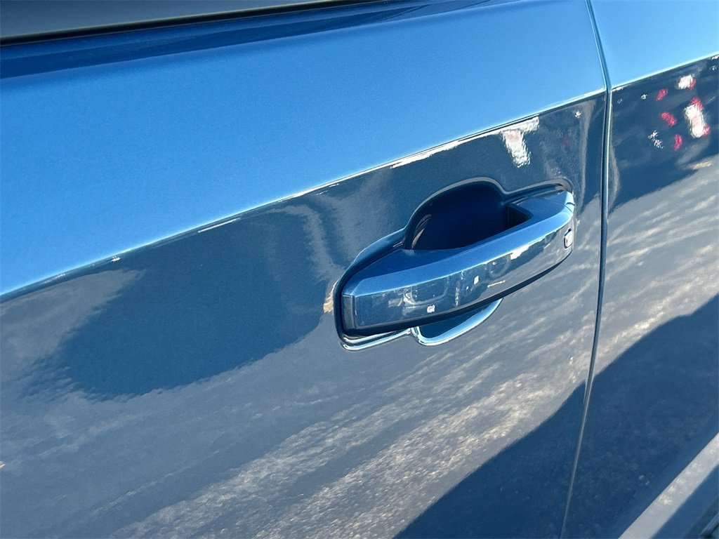 2026 GMC SIERRA - Image 13