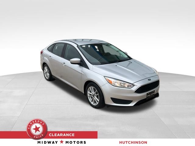 2018 Ford Focus SE's photo