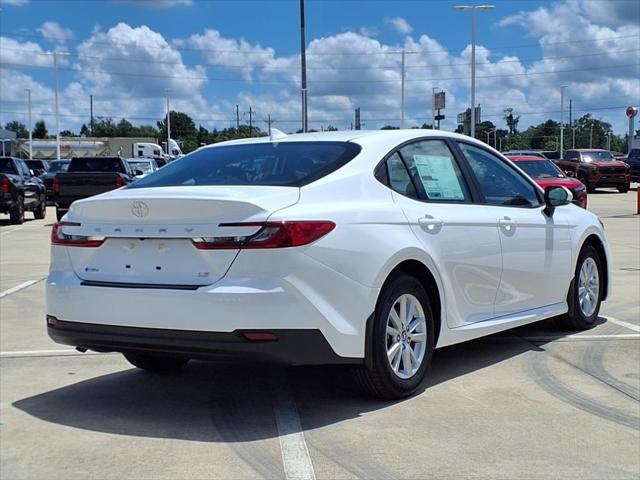 2025 Toyota Camry LE photo 2