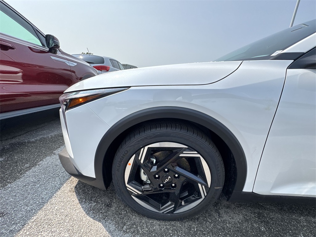 2025 Kia K4 EX photo 2