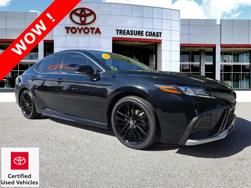 2023 Toyota Camry XSE's photo