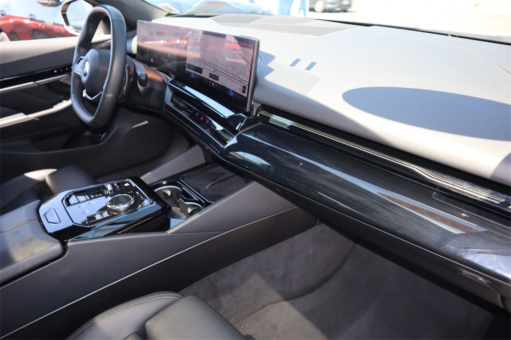 2024 Bmw 530i photo 27
