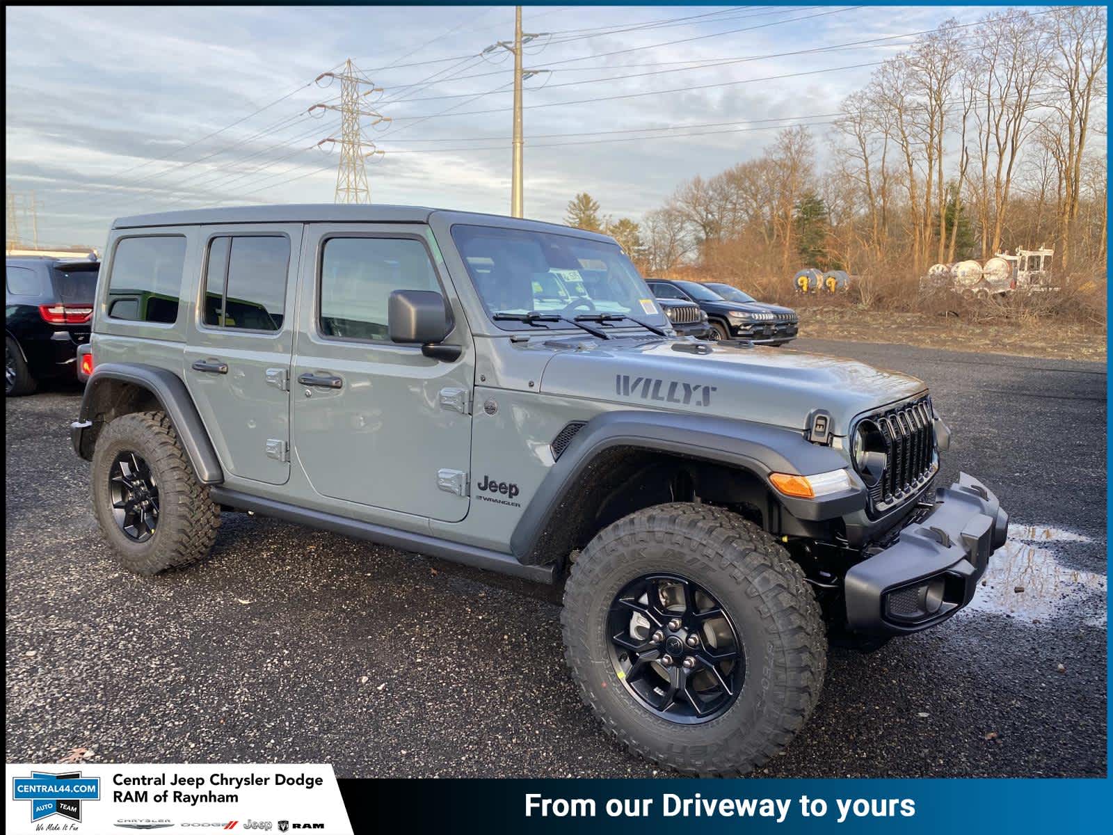 2026 Jeep Wrangler 4-Door Willys's photo