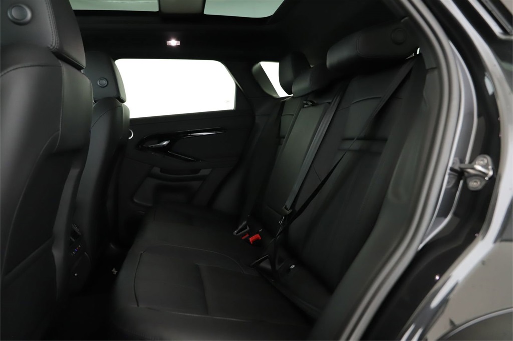 2024 Land Rover Range Rover Evoque Dynamic SE photo 18