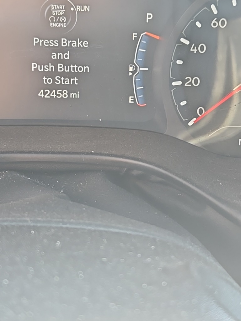 2023 Jeep Compass Altitude photo 4