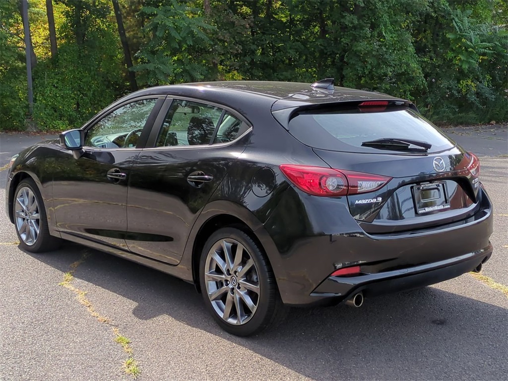 2018 Mazda Mazda3 Touring photo 5
