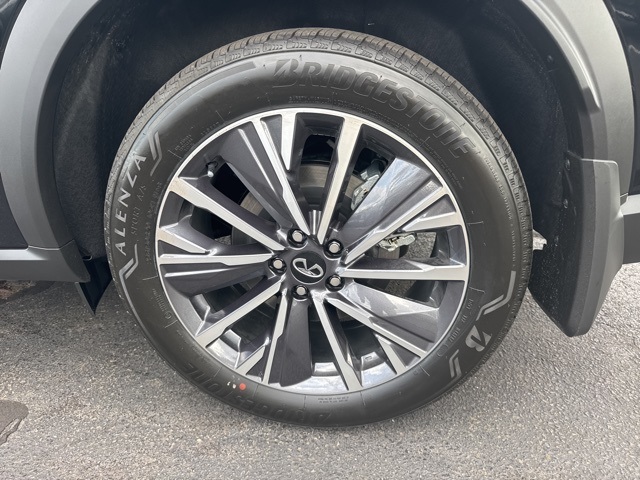 2026 Infiniti QX60 Luxe AWD photo 5