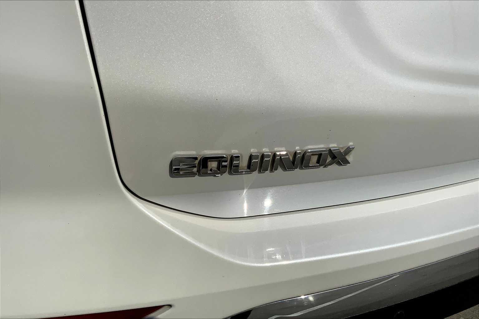 2020 Chevrolet Equinox LT photo 26