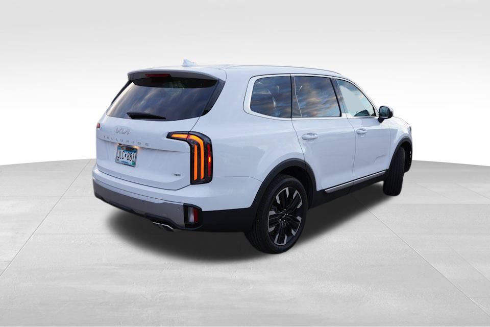 2023 Kia Telluride SX photo 3
