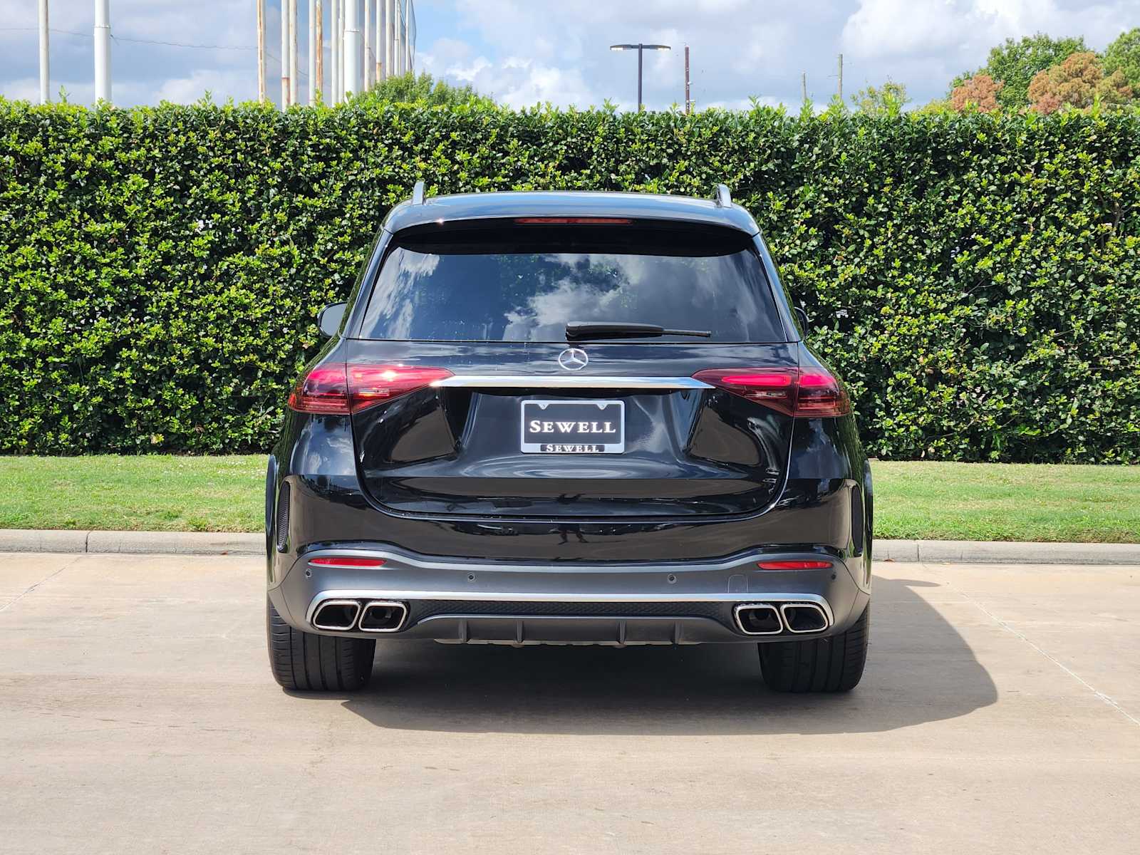 2024 Mercedes Benz GLE AMG 63 S photo 5