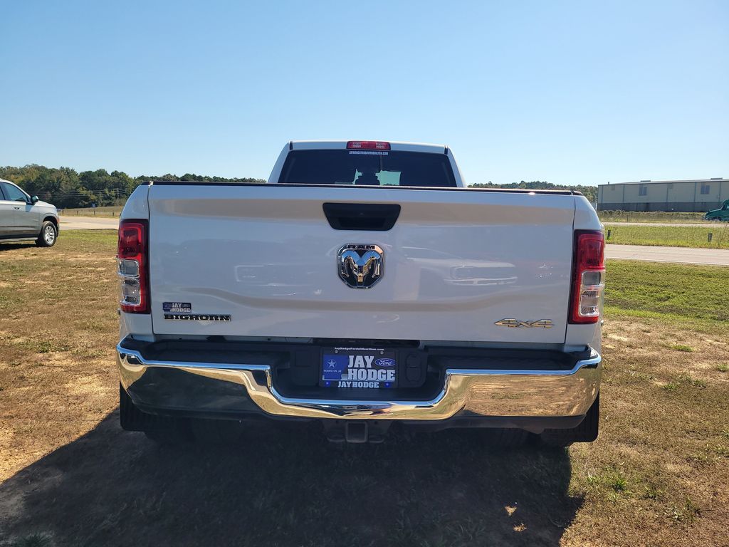 2024 Ram 3500 Big Horn photo 4