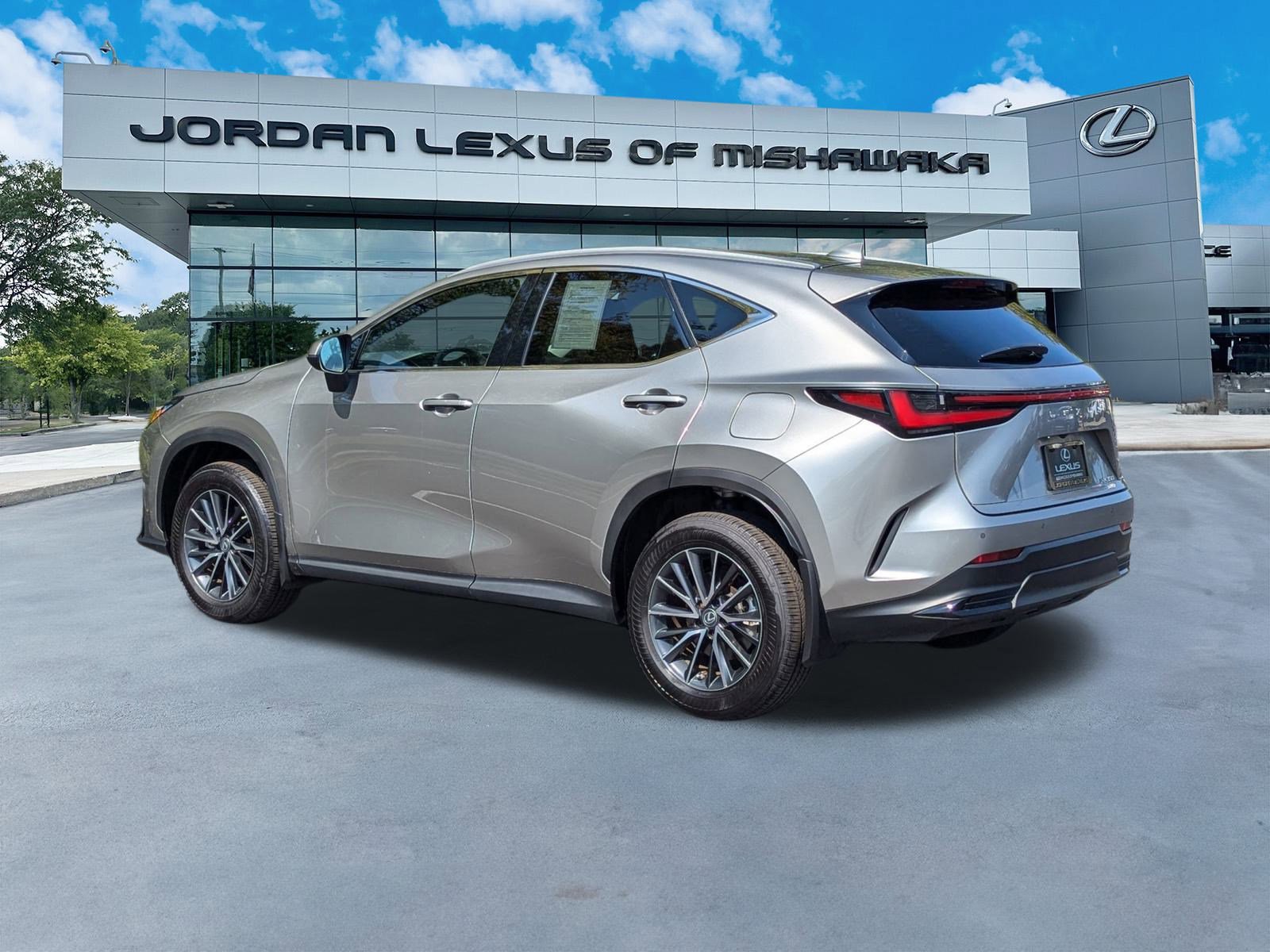 2023 Lexus NX 350 Premium photo 3