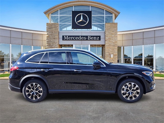 2026 Mercedes Benz GLC 350e 4MATIC photo 4