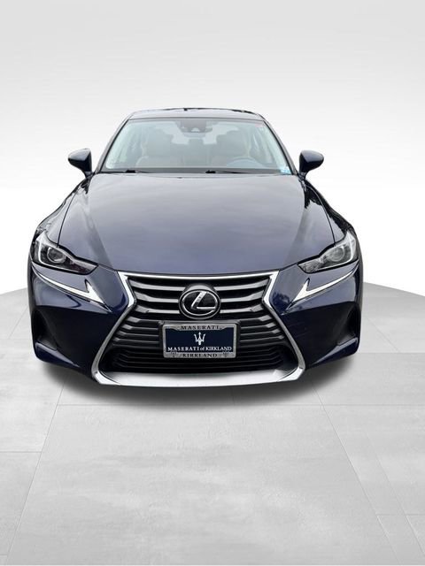 2018 Lexus IS 300's photo