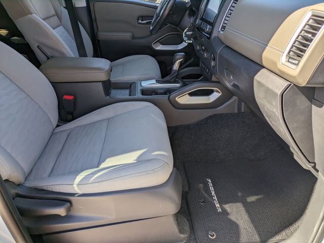 2023 Nissan Frontier SV photo 24