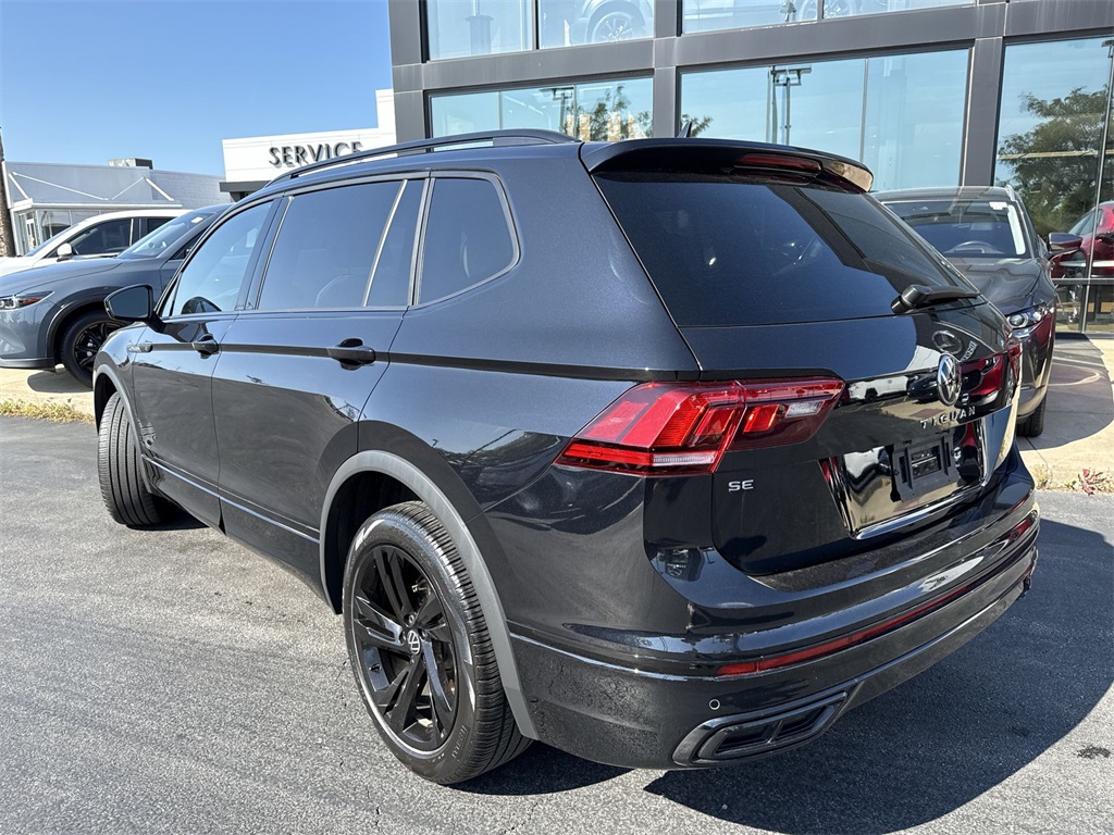 2023 Volkswagen Tiguan SE R-Line Black photo 9