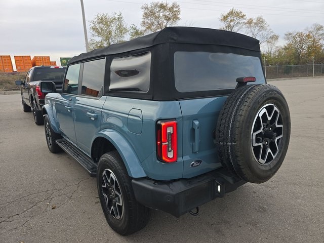 2021 Ford Bronco Outer Banks photo 2