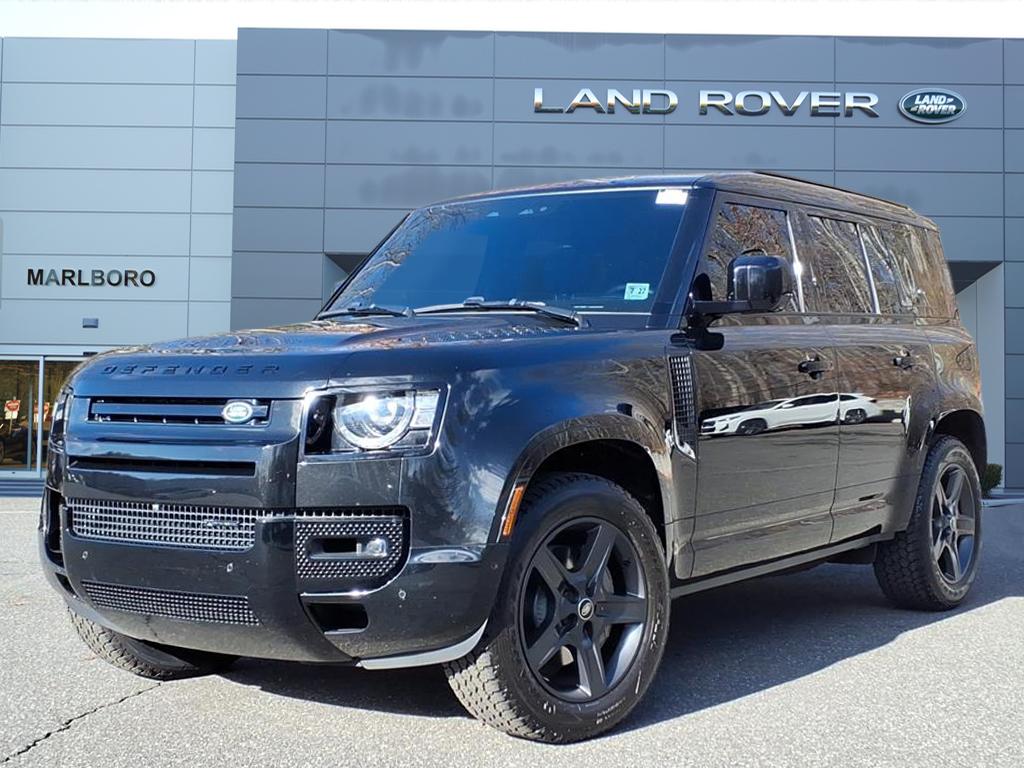 2023 Land Rover Defender X-Dynamic SE's photo