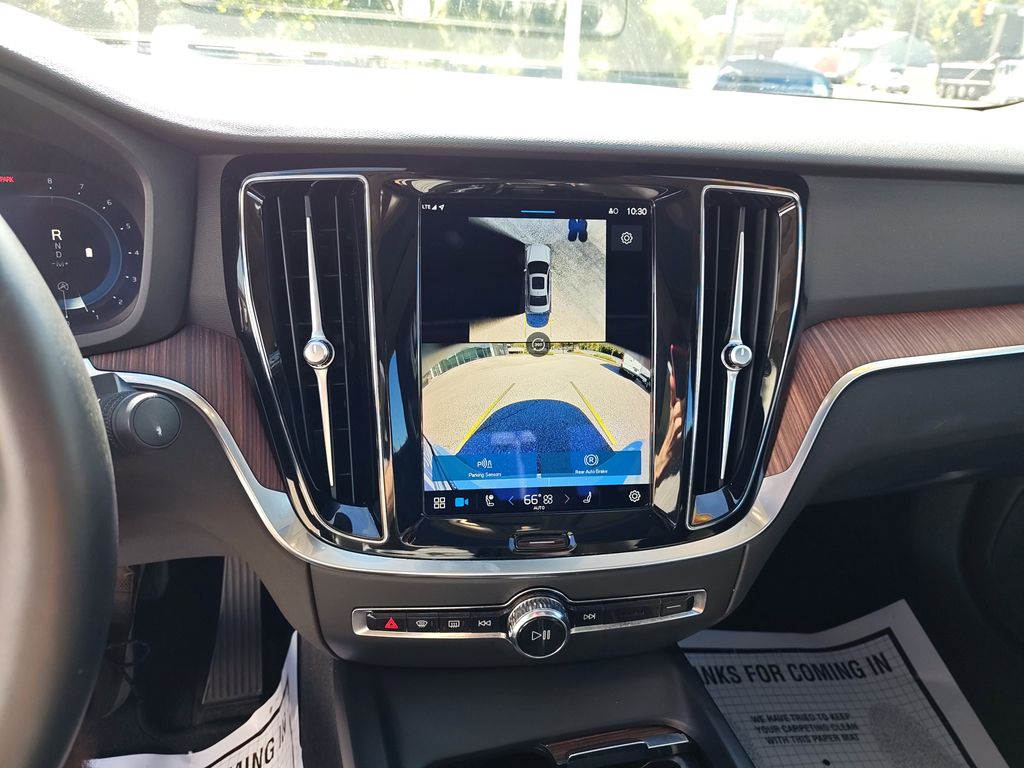 2024 Volvo S60 B5 Plus photo 19