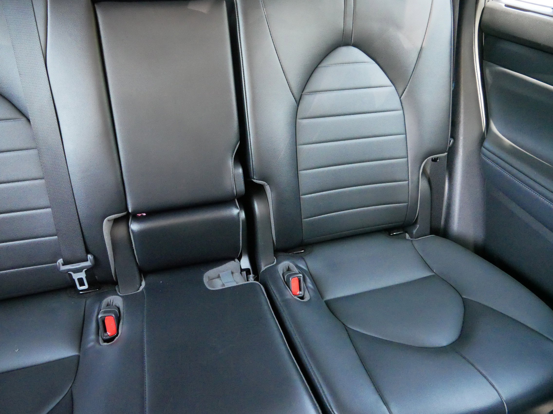 2022 Toyota Highlander XLE photo 14