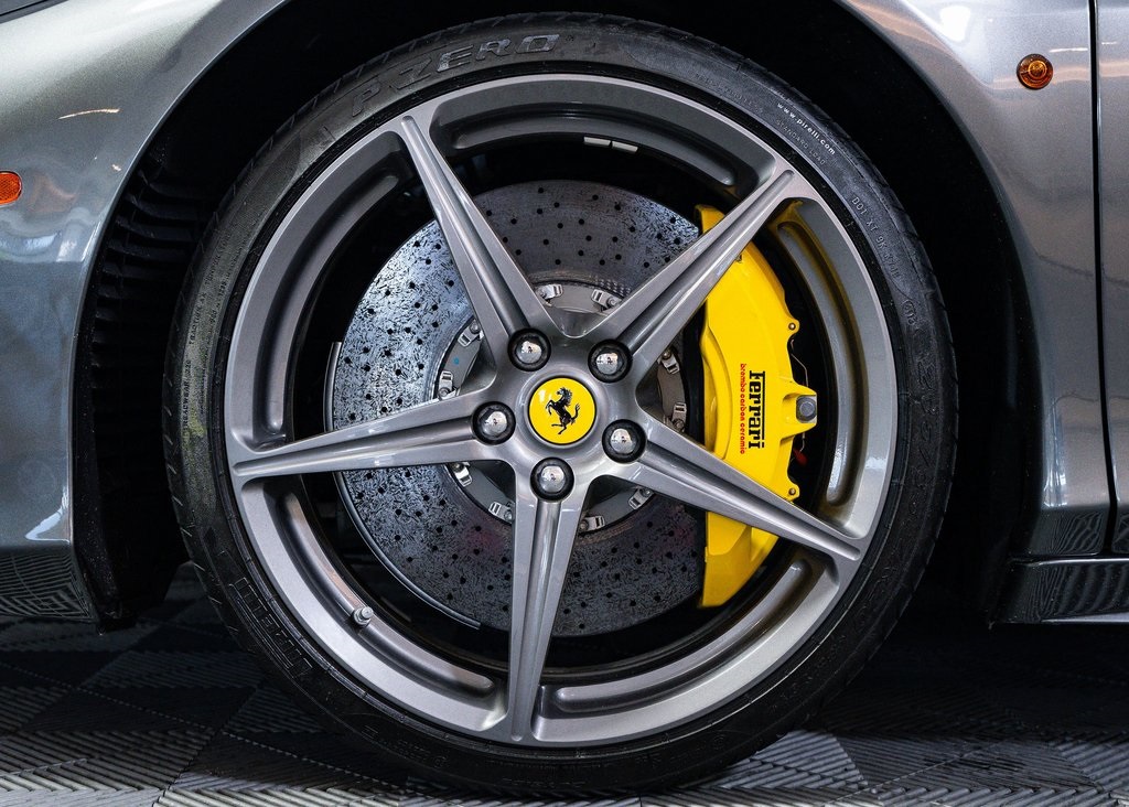 2014 Ferrari 458 Spider Base photo 8