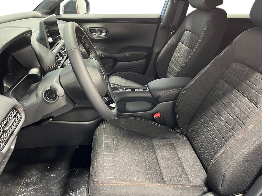 2026 Honda HR-V Sport photo 10