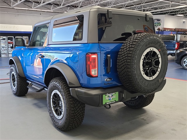 2024 Ford Bronco Black Diamond photo 5
