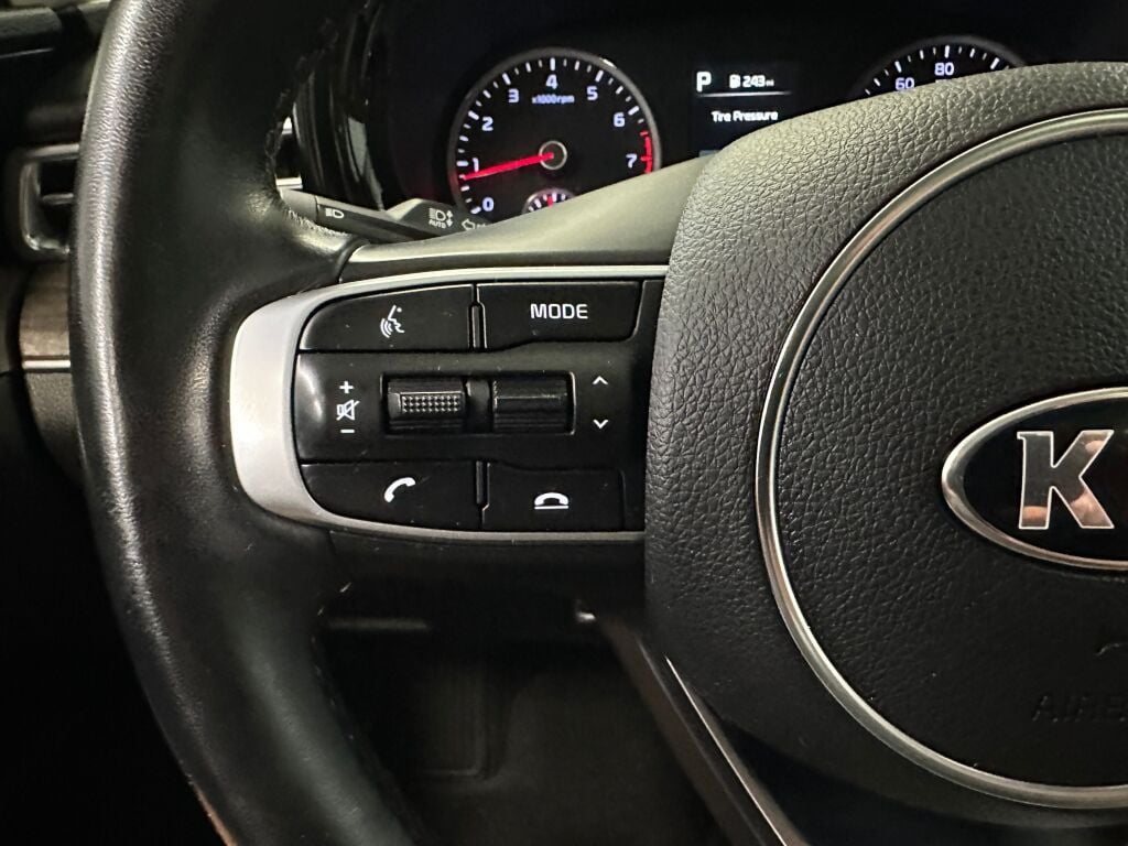 2021 Kia K5 EX photo 8