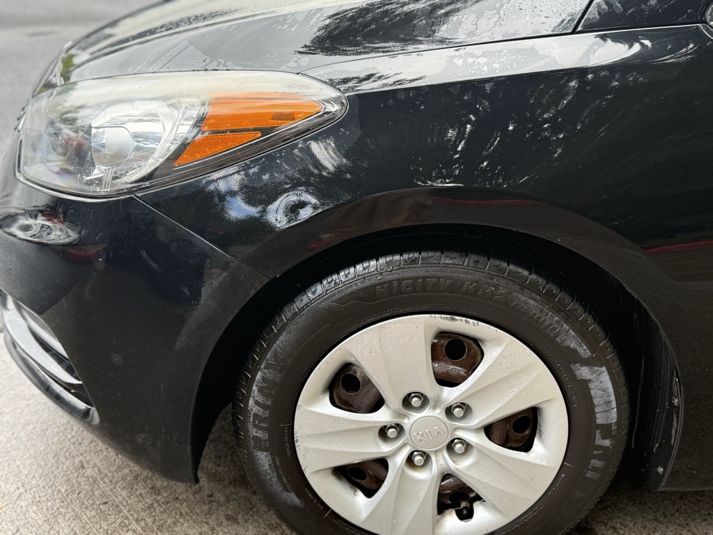 2015 Kia Forte LX photo 5