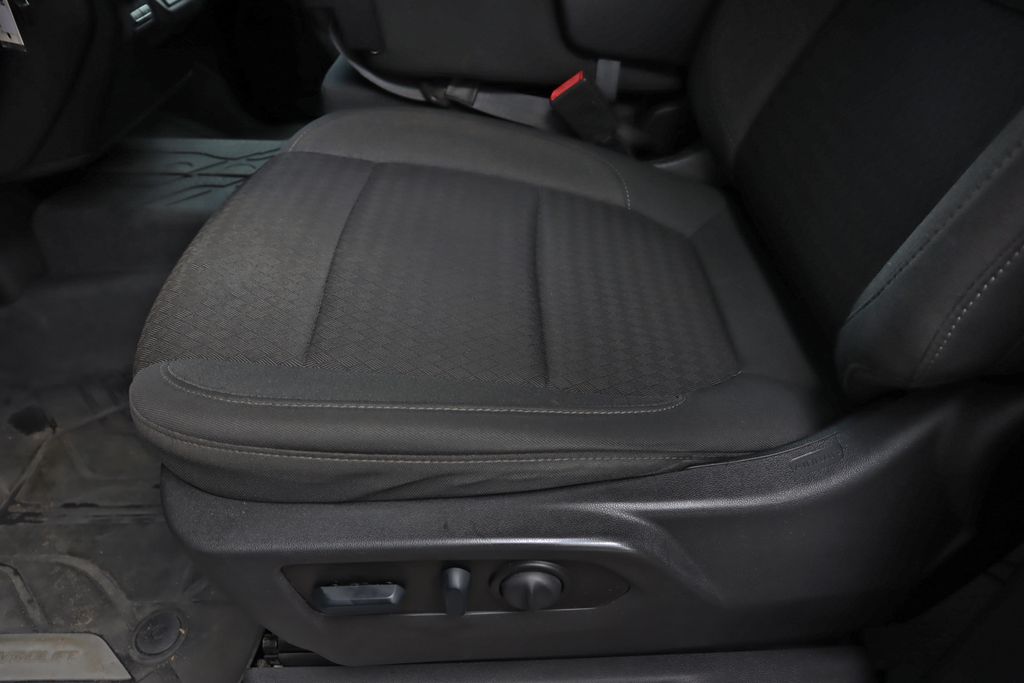 2022 Chevrolet Silverado 2500HD LT photo 19