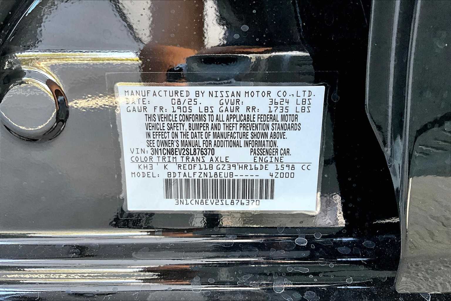 2025 Nissan Versa SV photo 21