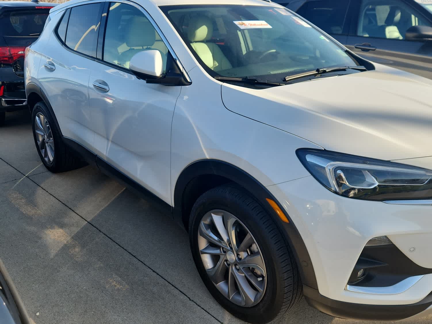 2022 Buick Encore GX Essence photo 2