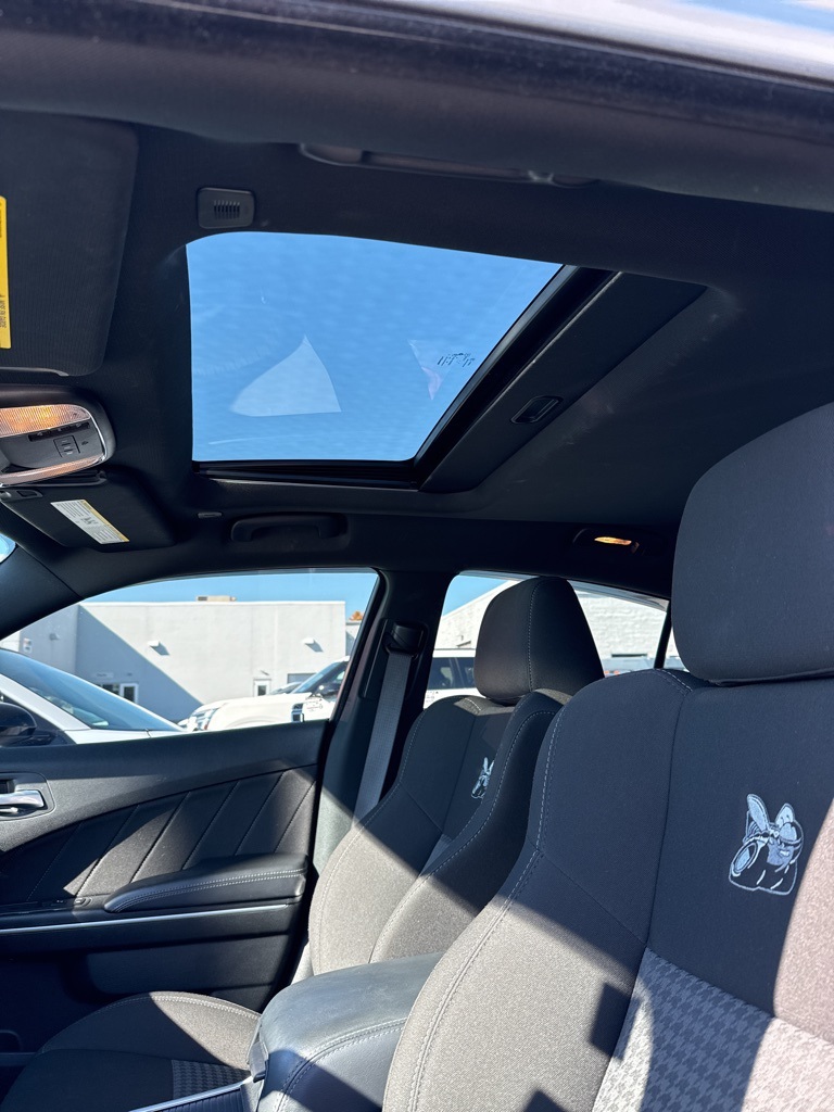 2022 Dodge Charger R/T Scat Pack photo 15