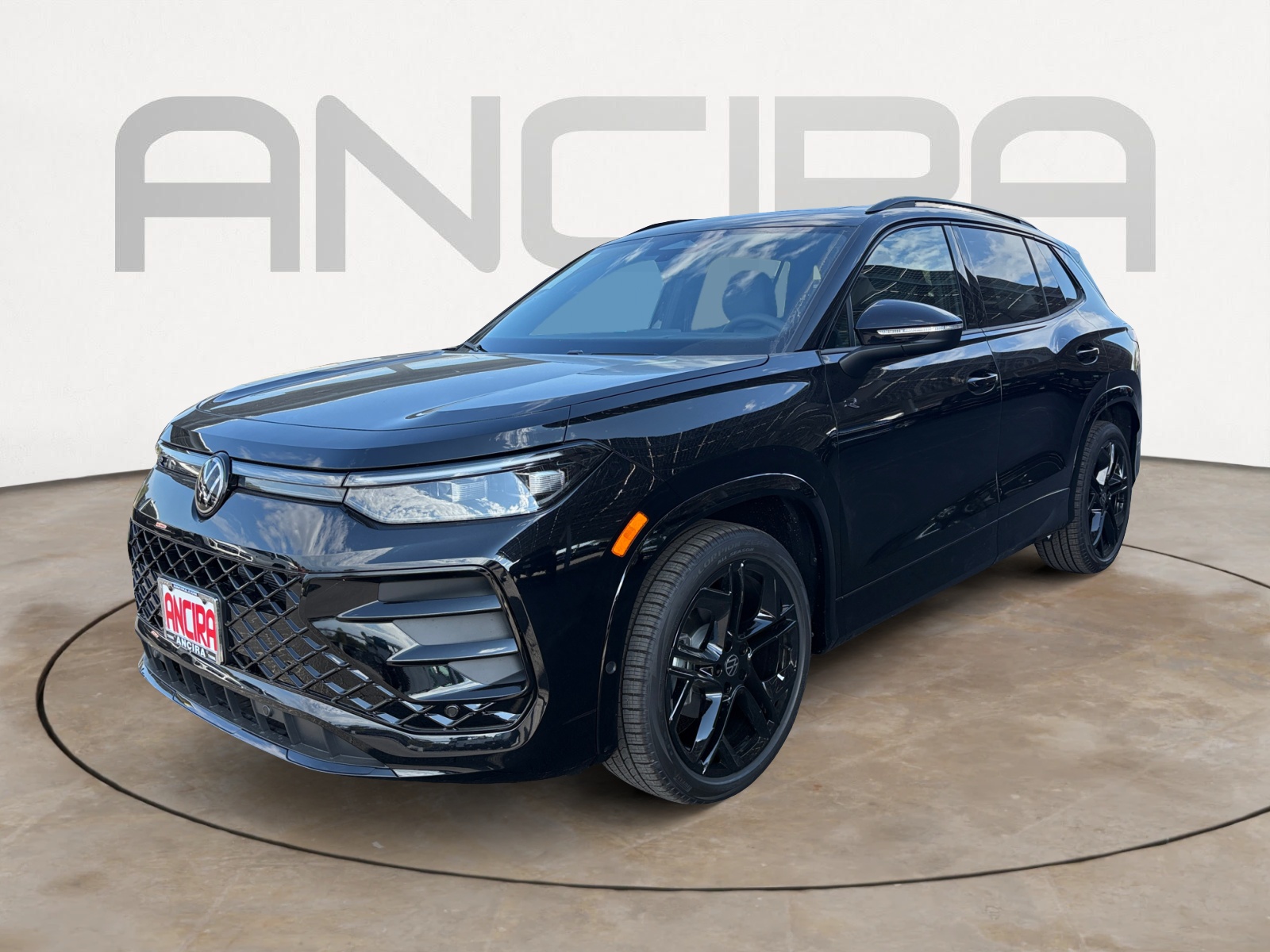 2025 Volkswagen Tiguan SE R-Line Black photo 3