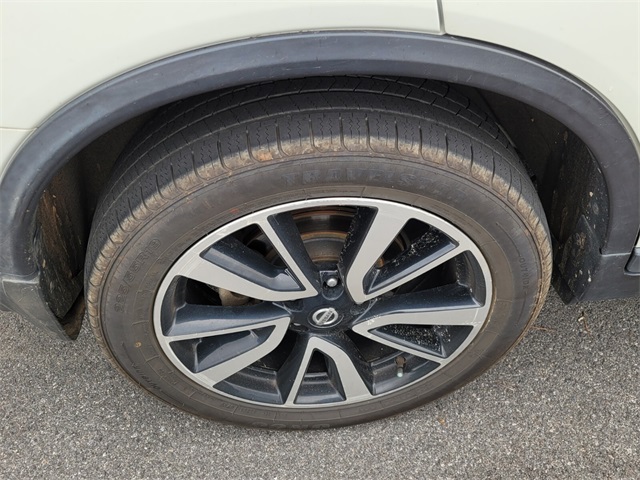 2019 Nissan Rogue SL photo 5