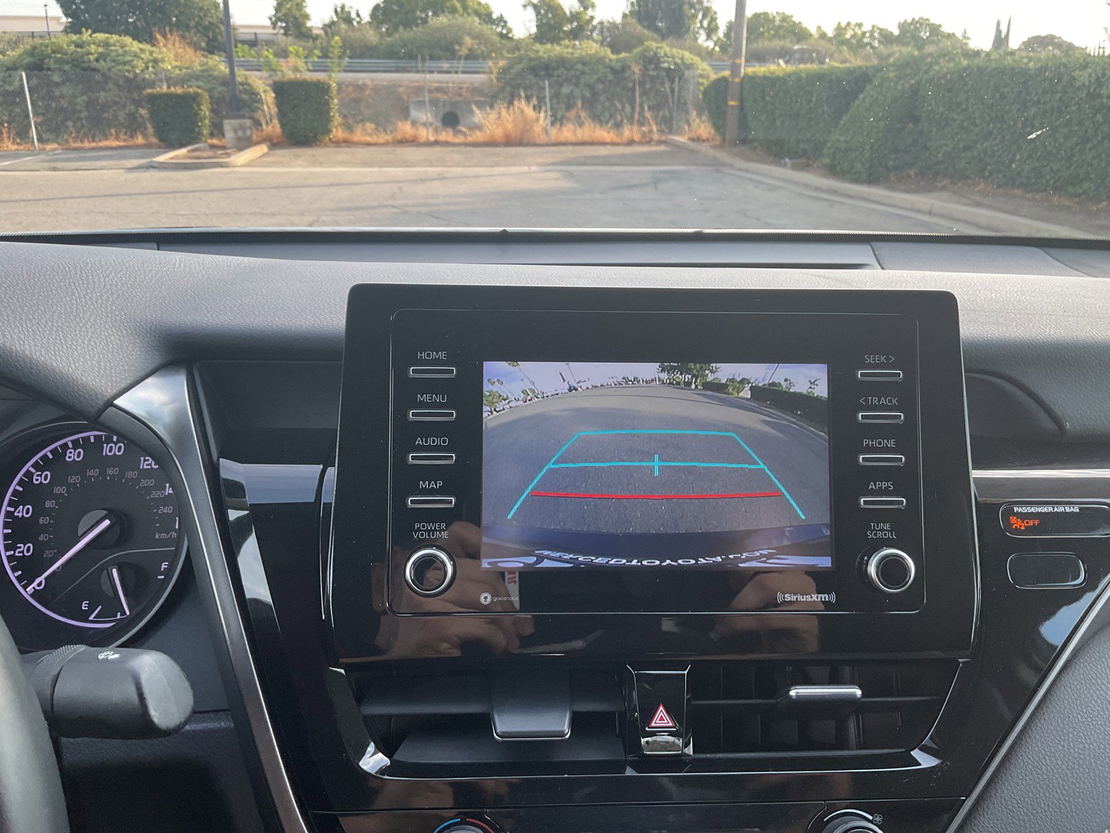 2021 Toyota Camry SE photo 12