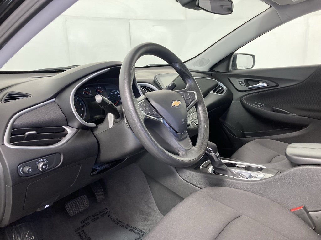 2024 Chevrolet Malibu 1LT photo 12