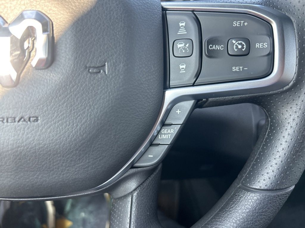 2026 Ram 1500 Tradesman photo 18