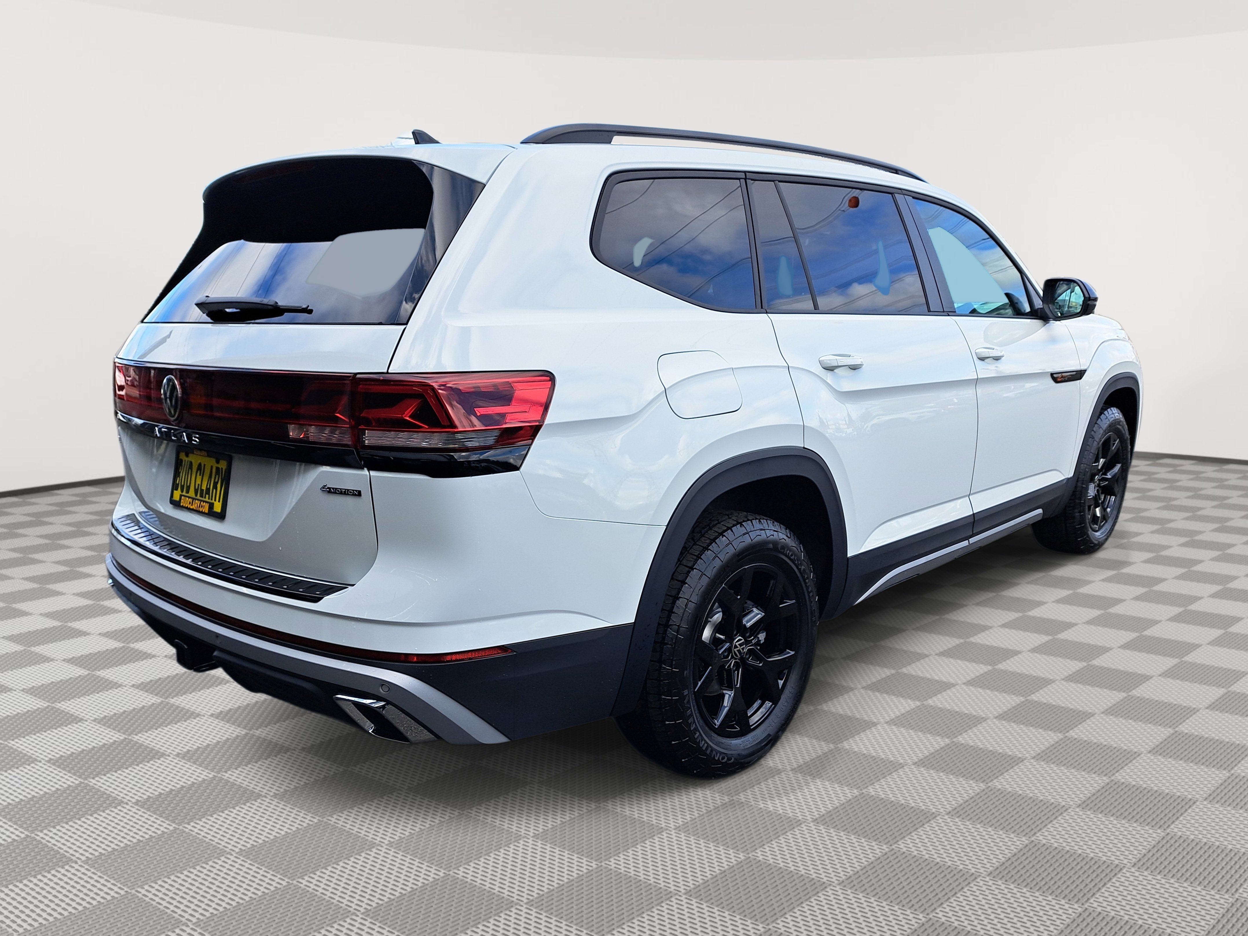 2025 Volkswagen Atlas Peak Edition SE photo 4