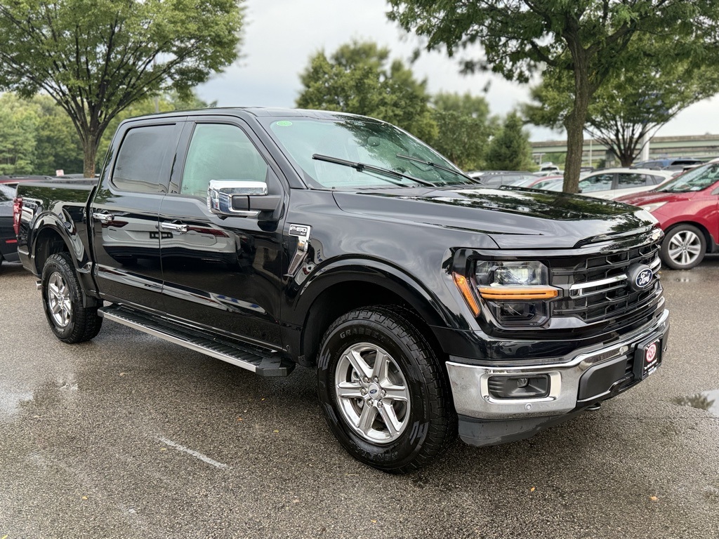 2024 Ford F-150 XLT photo 3